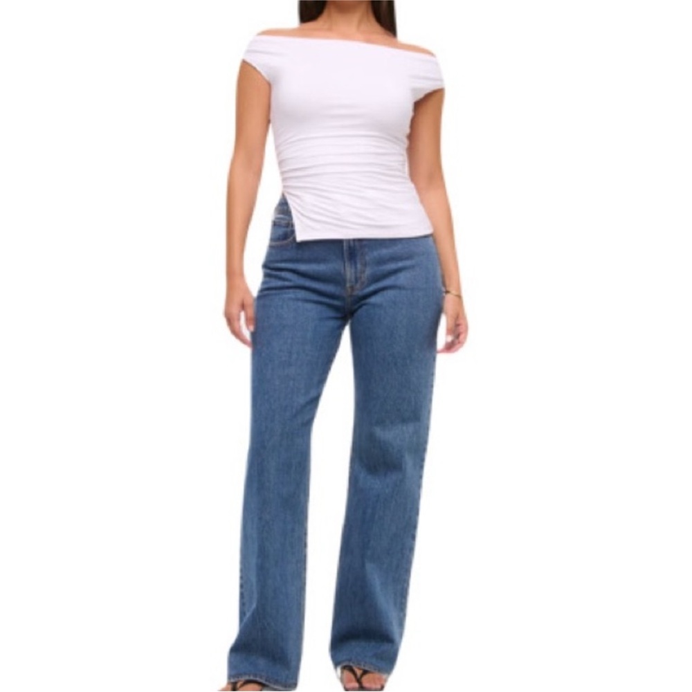 A&F The 90’s‎ Relaxed Jeans